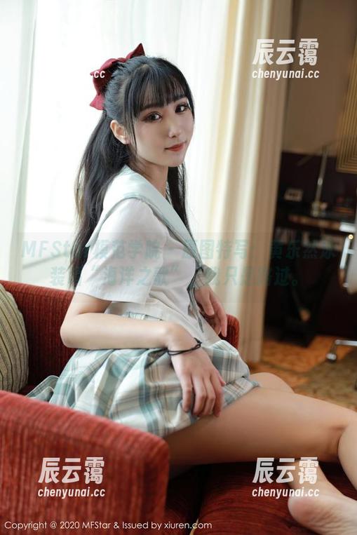 MFStar模范学院 - 原图特写：黄乐然泳装唱“海洋之歌”，我只是路过。