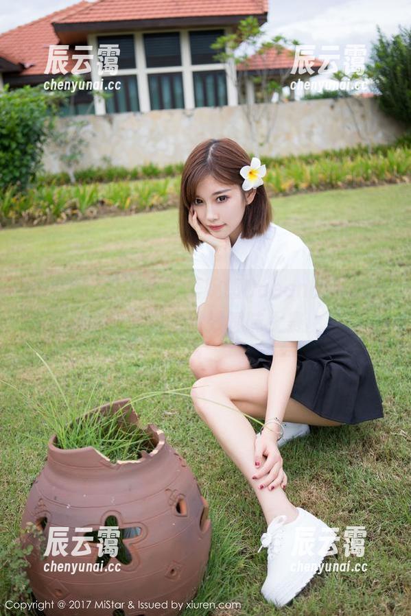 MiStar魅妍社 - 王婉悠Queen的私拍：修女风之微妙暧昧大赛