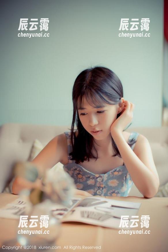 Xiuren秀人网 - 娜娜子yy照片里的油亮，严格说不算常规。