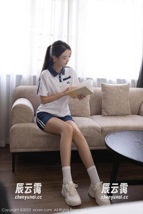 Xiuren秀人网-王俪丁 Xiuren秀人网 - 王俪丁的女仆写真:有点叛逆的‘勤劳吧’