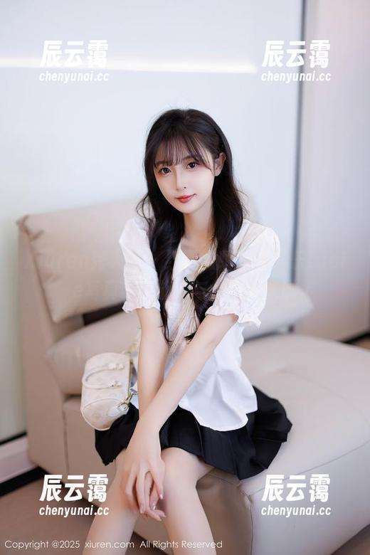 Xiuren秀人网-陶喜乐_lele Xiuren秀人网 - 红唇微嗔,陶喜乐_lele写真集的旗袍与丝袜又来啦