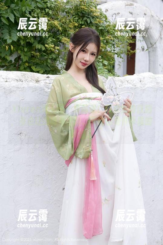 Xiuren秀人网 - 真高清！顾欣怡的自拍，有点让我嘴角上扬。下载也是件幸福的事情。