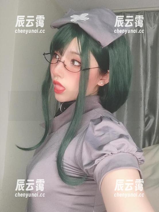 你十七鸽 免费照片:你十七鸽的宿醉毛衣,穿上去就像精神恍惚的土豆!