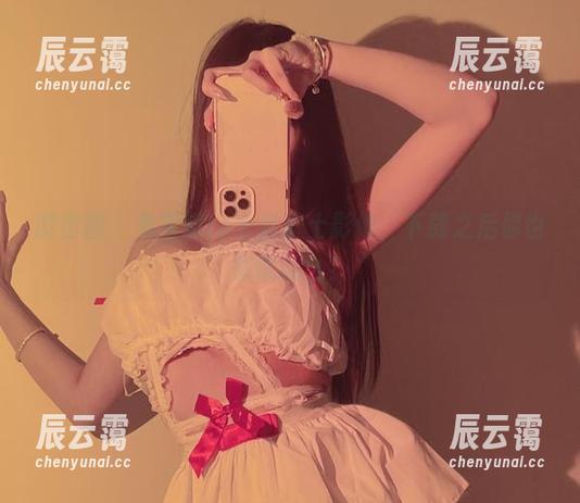 兔宝妮to 微密圈 - 兔宝妮to全套护士影像,下载之后你也想试试么?