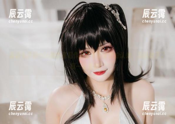 最近兔胖胖min的比基尼作品果然颠覆我的认知，美图给予了我一记重击！
