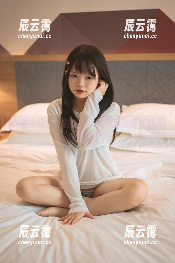 这波小瑶幺幺的原图，算不算是春节的最好擦边球？