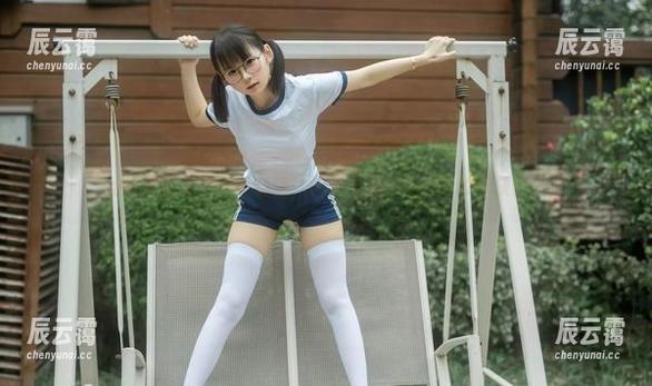 幼水铃衣美足私房合集，细节之处猝不及防的俘获你！