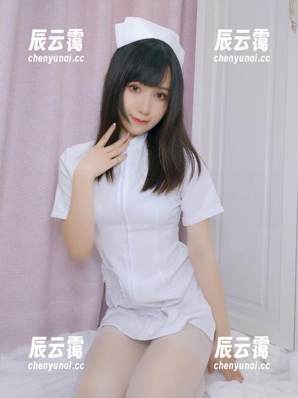 高画质？呸！木之本果的“花容本”作品集，让你在柴郡的音乐里晕头转向