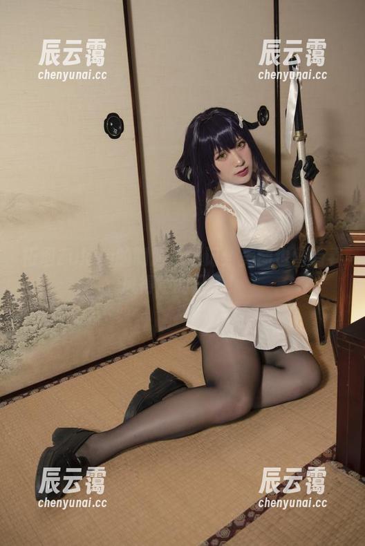 柘烟Zuken的制服奇遇记：美图也曾有春风得意的日子！