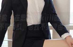 模范学院 - 在思淇Sukiiii的夏日写真中,找不到西瓜,也找不到理由不下载!