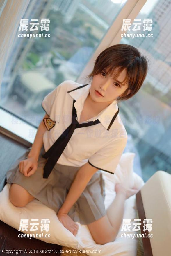 模范学院 - 明亮的高清合集，甜筒晓彤的粉色试衣间——你敢来撞色吗？