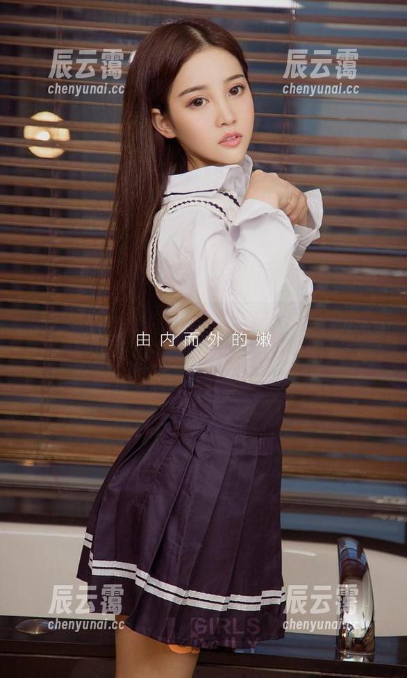 爱尤物 - E宝贝的厨娘写真：随手一拍就是美味的诱惑