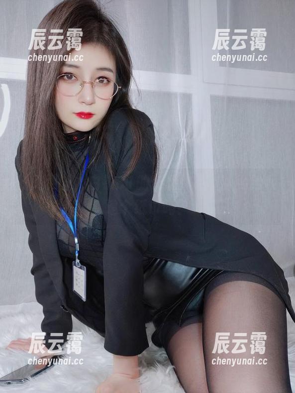 新品更新，白银81的长腿作品有人要给我递个纸巾吗？