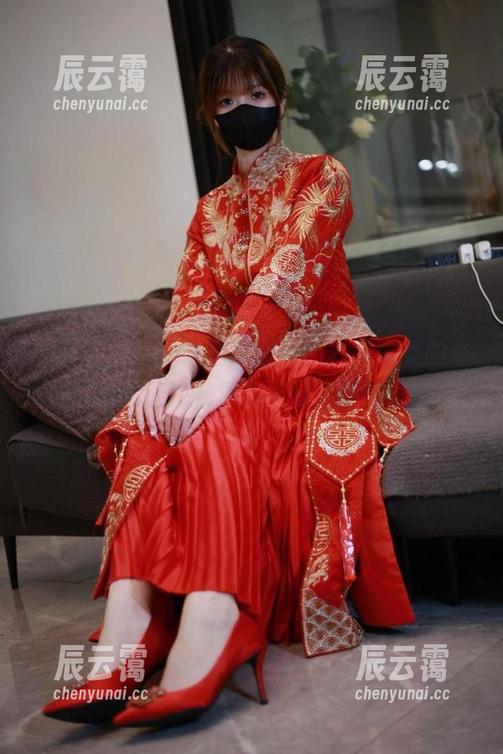 白龙猫女 微密圈 - 这一抹咖啡色丝,白龙猫女的私房原图让我在复古与现实中徘徊。