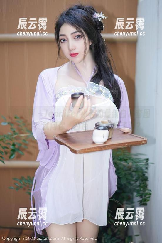 秀人网 - Jennifer小若的最新白色套图来啦！就问你，白色，更大气了没？