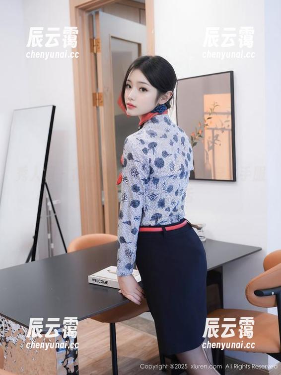 秀人网-木木hanna 秀人网 - 疯狂分享:木木hanna穿水手服,这身材让人咋舌