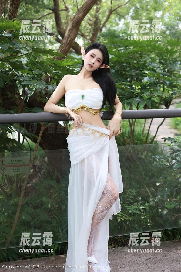秀人网-林乐一 秀人网 - 蕾丝的流动性~林乐一图集暗藏的趣味