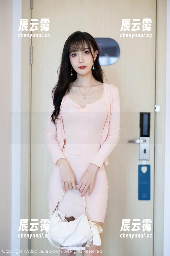 秀人网 - 世界那么大，王俪丁小宝贝私房合集里的秘书角色真奇妙