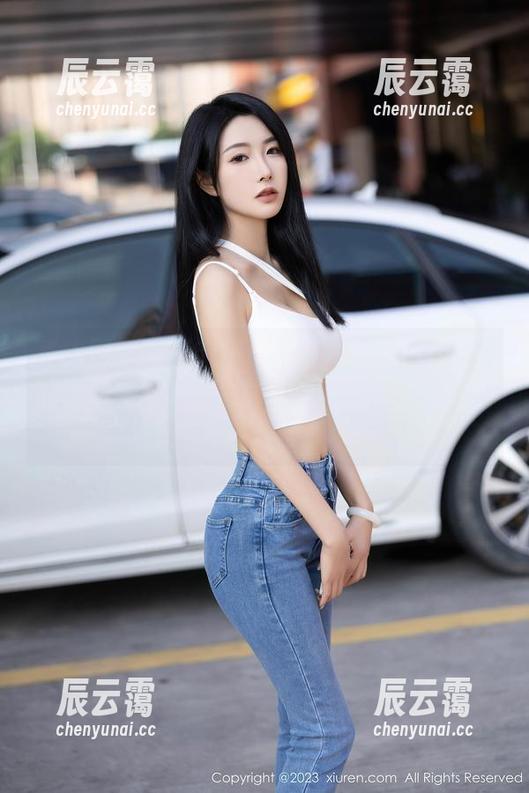 秀人网-白洁Bessie 秀人网 - 万圣节不再孤单,白洁Bessie的美图和资源助你戴上鬼面具翻身当主角!