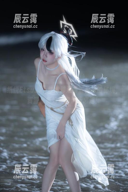 纸悦Etsu_ko与她那双高清棉袜的秘境，资源准备好让你流连忘返！