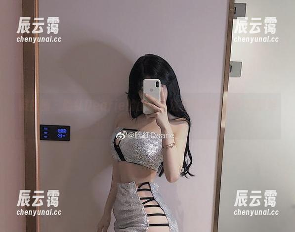 微密圈 - 脸红Dearie的图库：这种照片让人不爱都难吧？