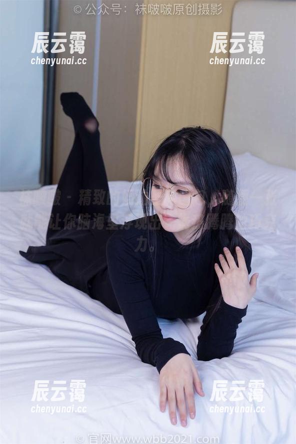袜啵啵 - 精致的奶油圣诞图包，随便一张就能让你脑海里浮现出一锅热腾腾的巧克力。