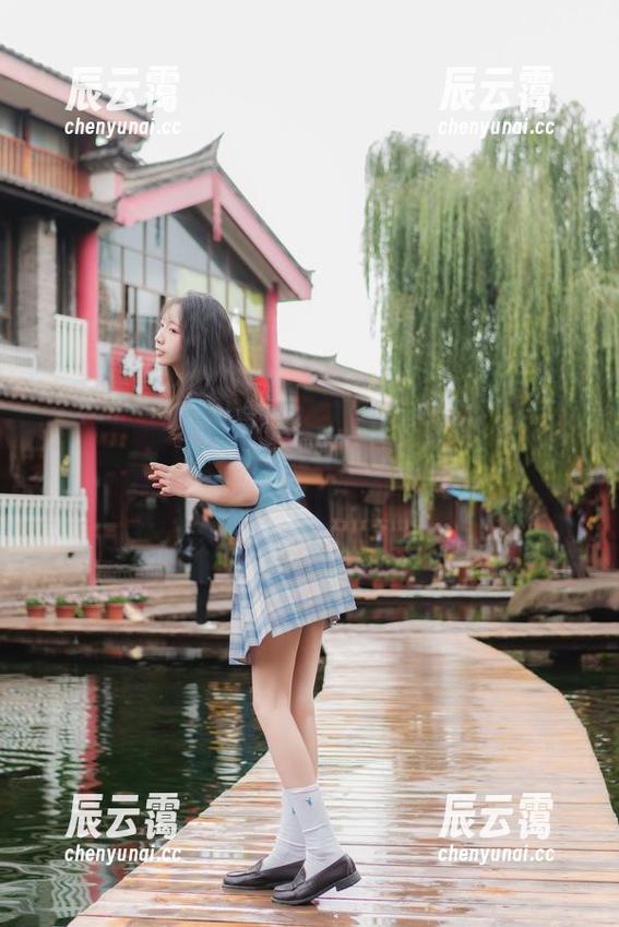 西呱呀呀呀 看西呱呀呀呀穿和服,顺便想想我要不要也cos一波,真的是心思复杂!