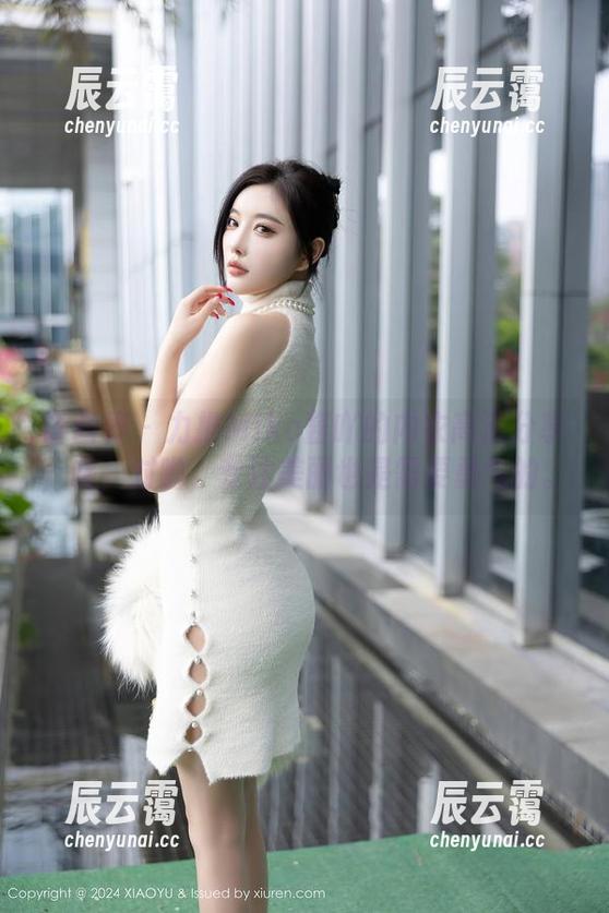 语画界 - 力推Miko酱吖的内衣高清分享，哦，对啦，专注美丽也是需要勇气的。