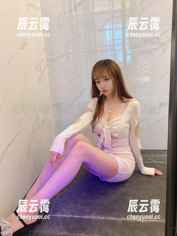 过期米线线喵的‘小羊’在美图里晃悠，真是羡慕它们的优雅姿态呢